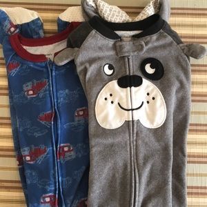 Carter’s fleece footed sleepers 2T boy bundle
